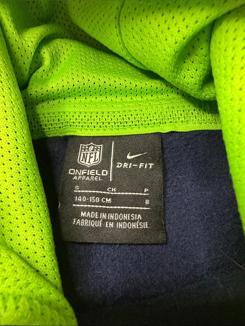 🏈 Nike Kids Seattle Seahawks Navy and Neon Green Hoodie. Size: small/8